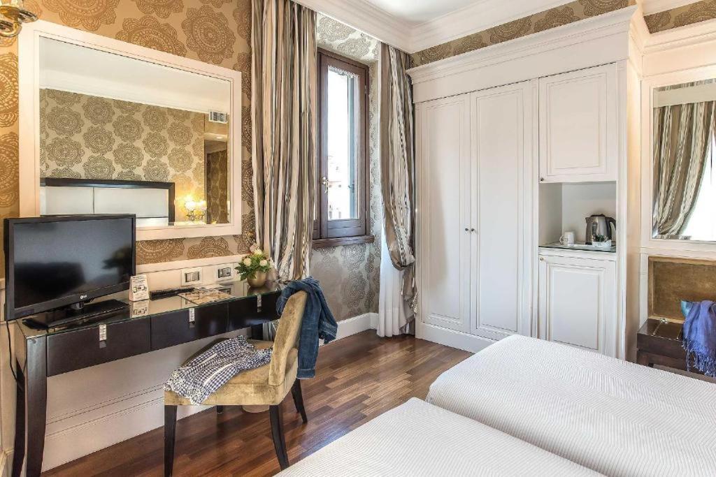 רומא Albergo Del Senato מראה חיצוני תמונה