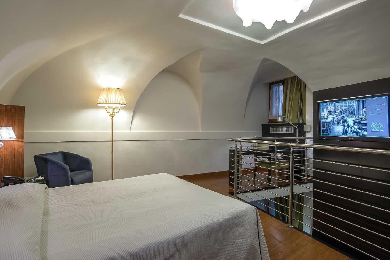 רומא Albergo Del Senato מראה חיצוני תמונה