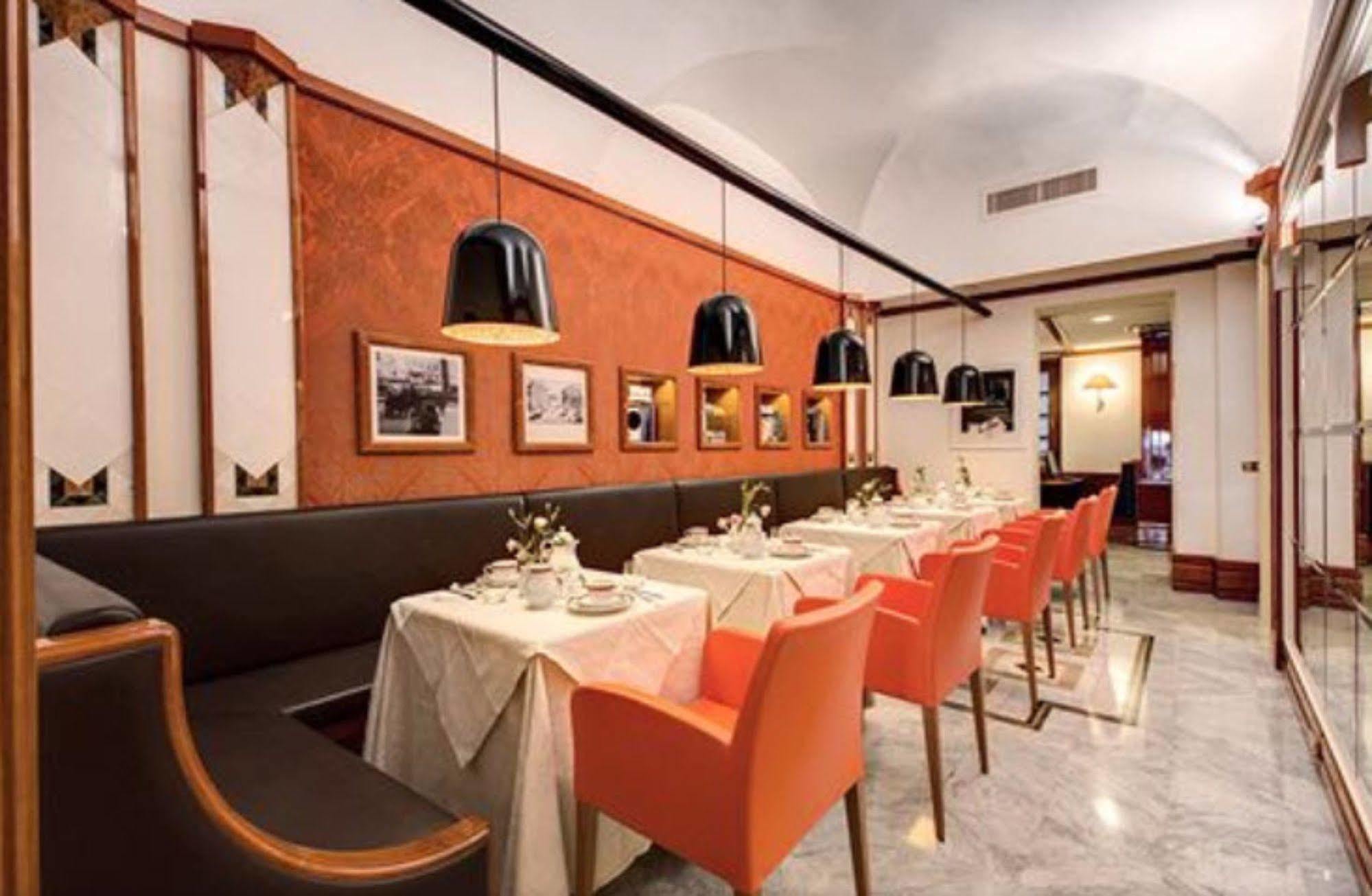 רומא Albergo Del Senato מראה חיצוני תמונה